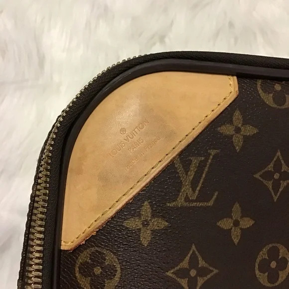 Louis Vuitton Pegase 70 - Picture 10 of 13
